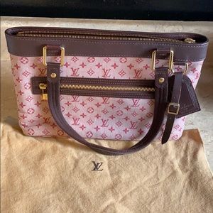 AUTHENTIC LOUIS VUITTON LUCILLE PURSE🖤